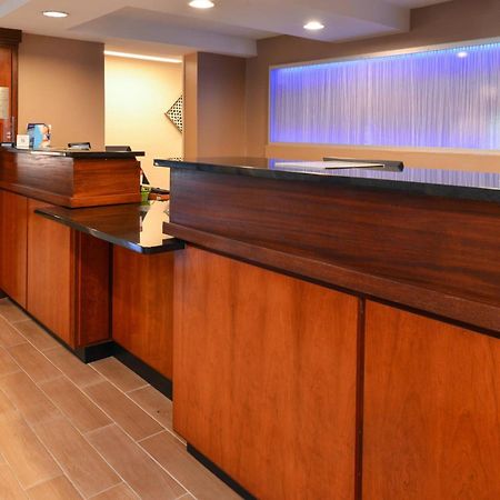 Fairfield Inn & Suites By Marriott Lexington Georgetown/College Inn Buitenkant foto